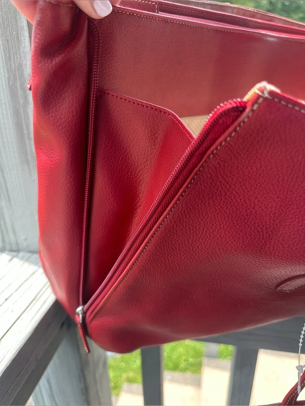 BUXTON 100% Leather Red Madison Commuter Expandable Computer Bag + WALLET Travel